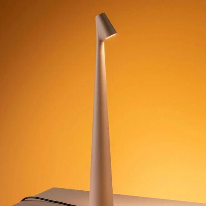 LumaVista Lamp